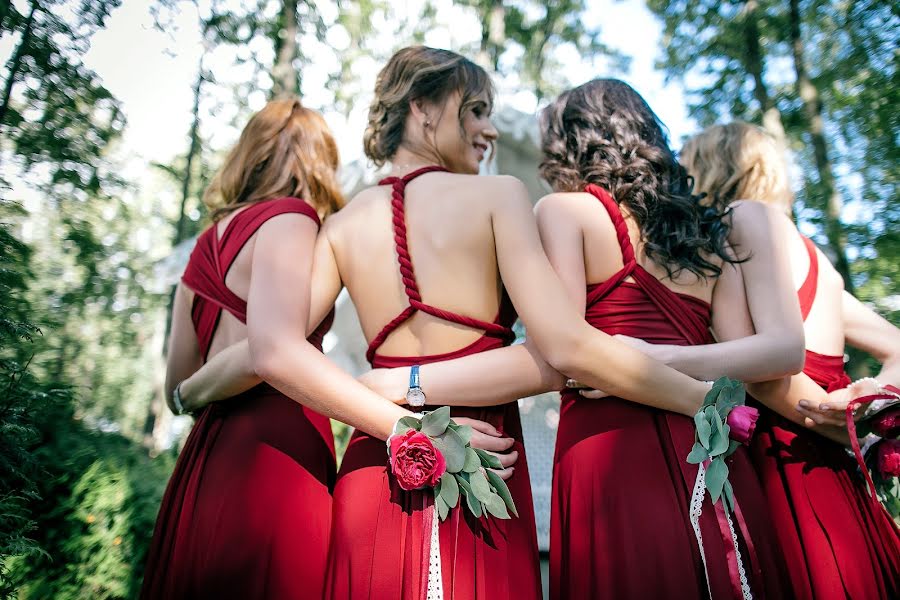 Fotógrafo de bodas Lyubov Chulyaeva (luba). Foto del 23 de septiembre 2015