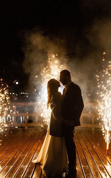 Wedding photographer Ekaterina Timukina (timukinakat). Photo of 30 December 2019