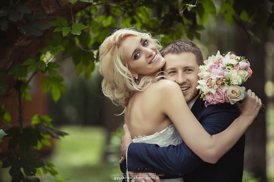 Wedding photographer Karina Gyulkhadzhan (gyulkhadzhan). Photo of 29 April 2014