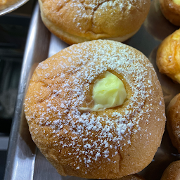 Custard Donut