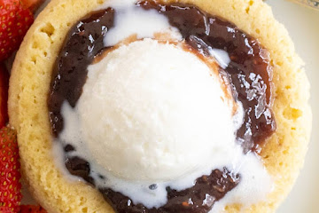 Almond Flour Mug Cake