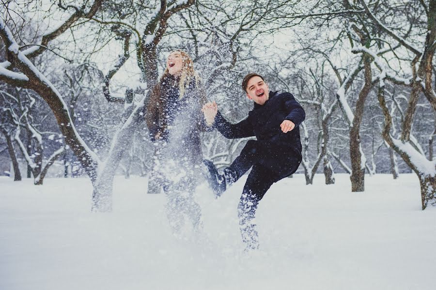 Wedding photographer Anna Albert (a-albert). Photo of 26 February 2015