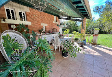 House with pool and terrace 13