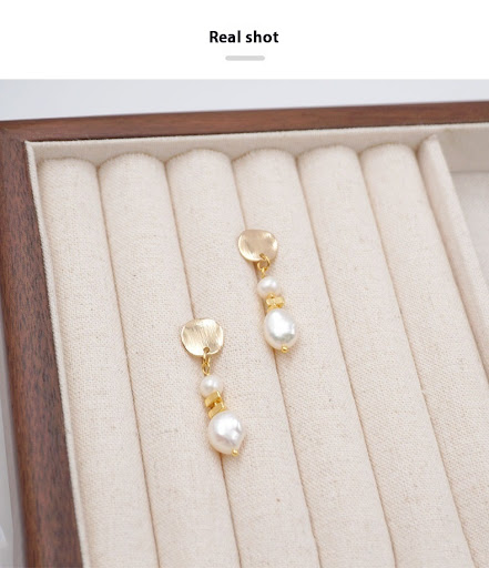 Title 3, Simple Baroque Pearl Trendy Earrings, a stylish...