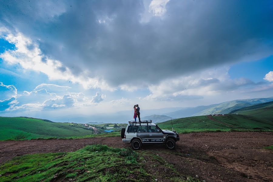 Wedding photographer Vineesh Smoke (vineeshsmoke). Photo of 25 March 2019