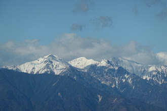 喬木山から中央アルプスを望む（南駒ヶ岳・赤薙岳・空木岳など）