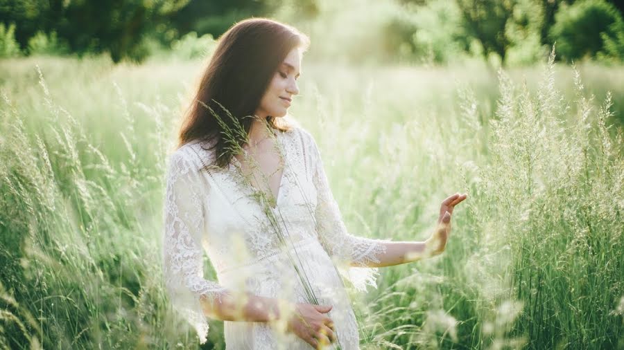 Fotógrafo de casamento Olya Oborina (zenjoffe). Foto de 25 de agosto 2020