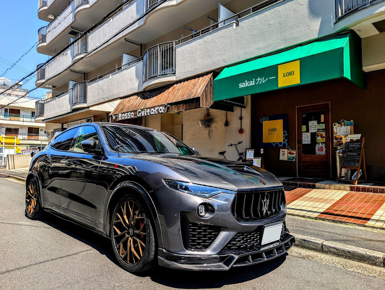 レヴァンテのヌルテカボディ選手権・ドライブ・カレー・カーボンに関するカスタム事例の投稿画像1枚目