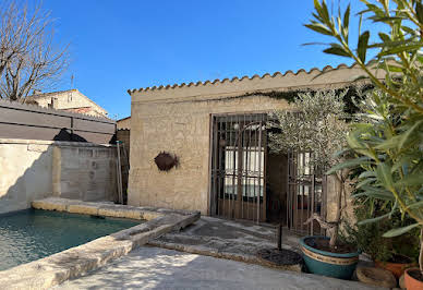 Maison avec piscine et terrasse 19