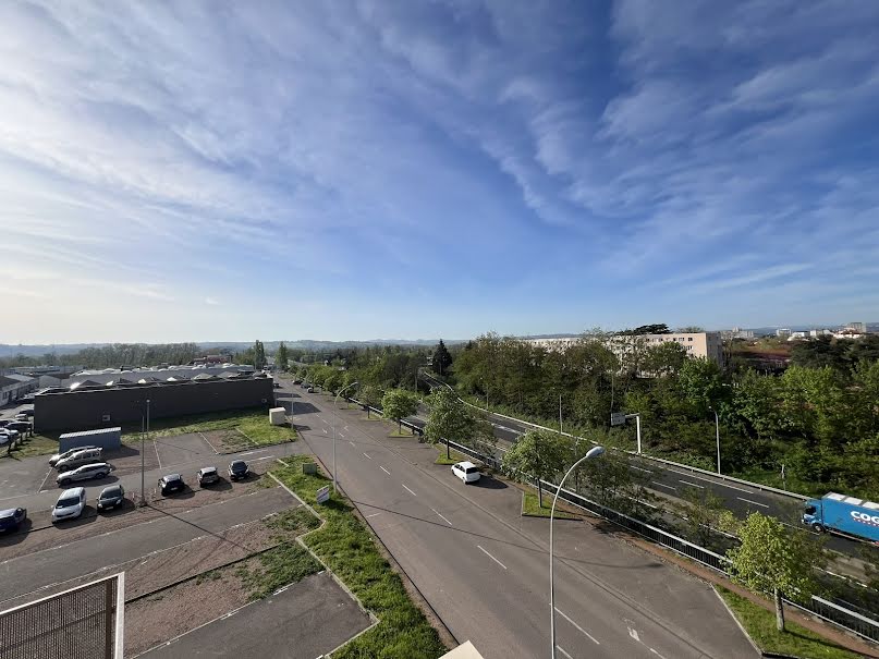 Vente locaux professionnels  287 m² à Roanne (42300), 640 000 €