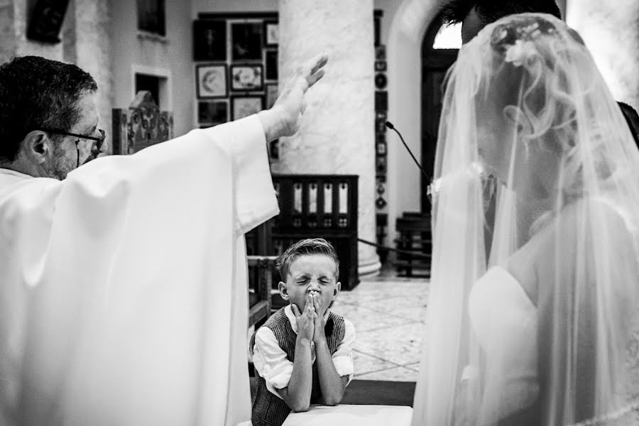 Wedding photographer Vincenzo Scardina (vincenzoscardina). Photo of 1 February 2023