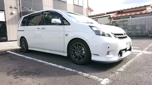 トヨタ アイシスを華麗にカスタム By ちゅーはいむ 19 10 27 12月に車検を控えているアイシス いわきで安く車検を受けられるgsを見つけ見積もりに行って Cartune