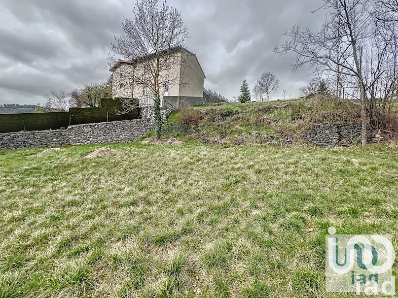 Vente terrain  1202 m² à Coubon (43700), 65 000 €