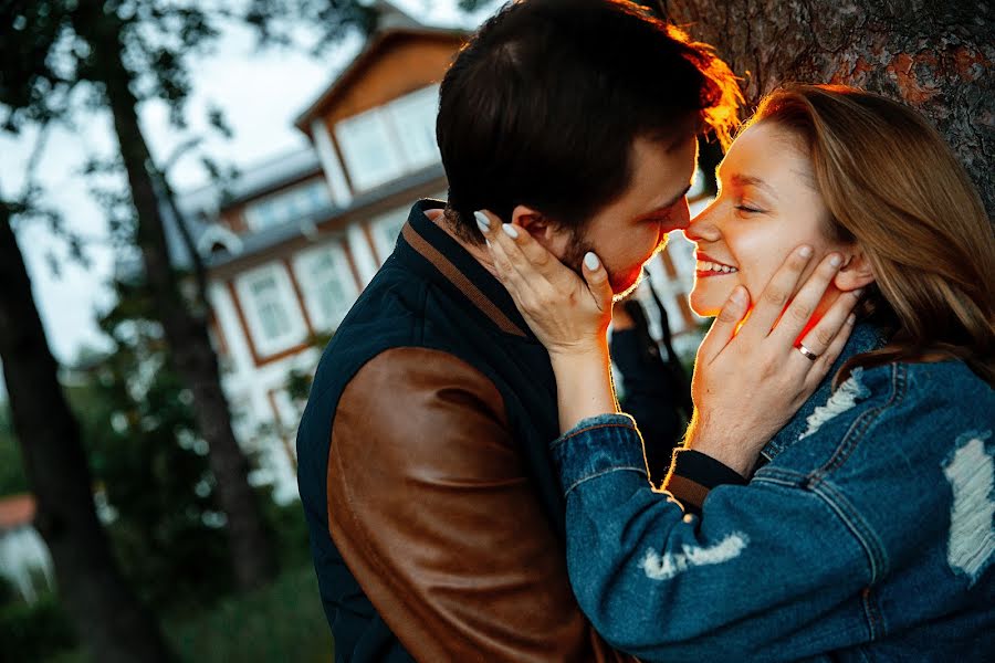 Fotógrafo de casamento Aleksandr Paschenko (alexandrpaschenk). Foto de 1 de julho 2019