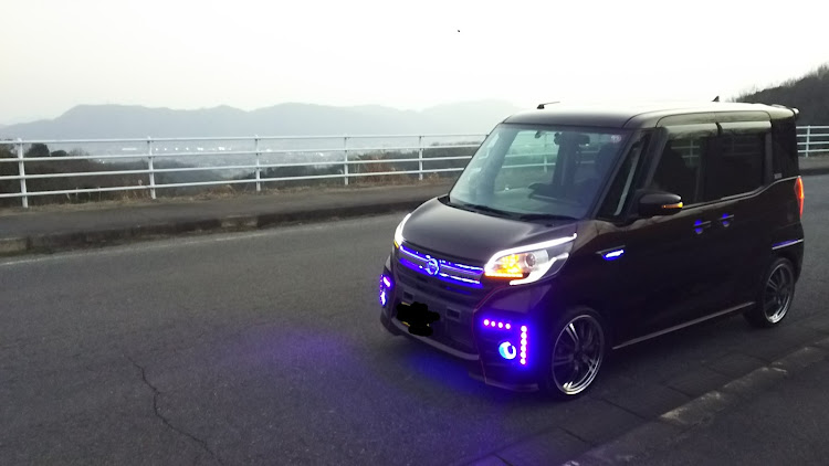 デイズルークスのデイズルークス・オイル交換・レスポ・5w-40に関するカスタム事例の投稿画像3枚目