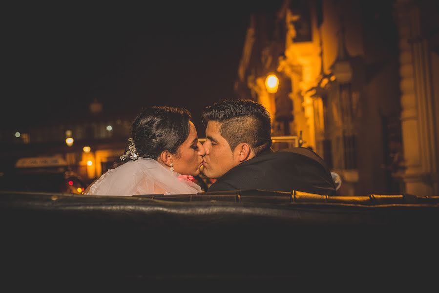 Fotógrafo de bodas Contra Luz (contraluz). Foto del 16 de febrero 2019