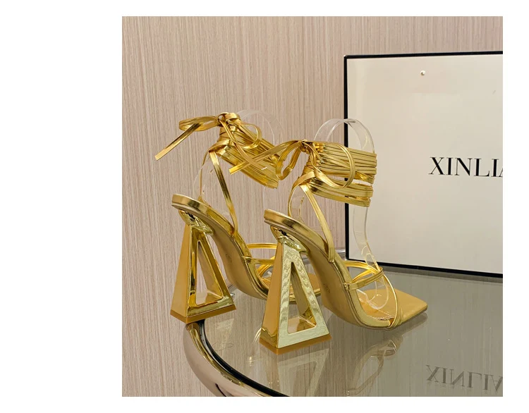 Title 9, Neue sexy Sandalen mit Überkreuz-Schnürung und ...