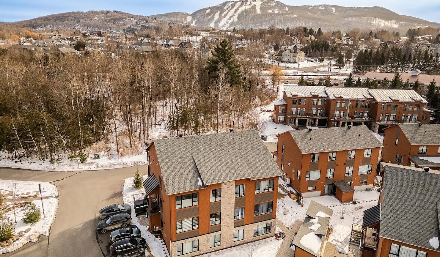 Apartment with terrace Bromont