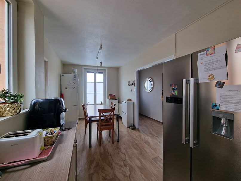 Vente maison 9 pièces 227 m² à Chalons-en-champagne (51000), 299 900 €