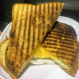 Deluxe Grilled Cheese