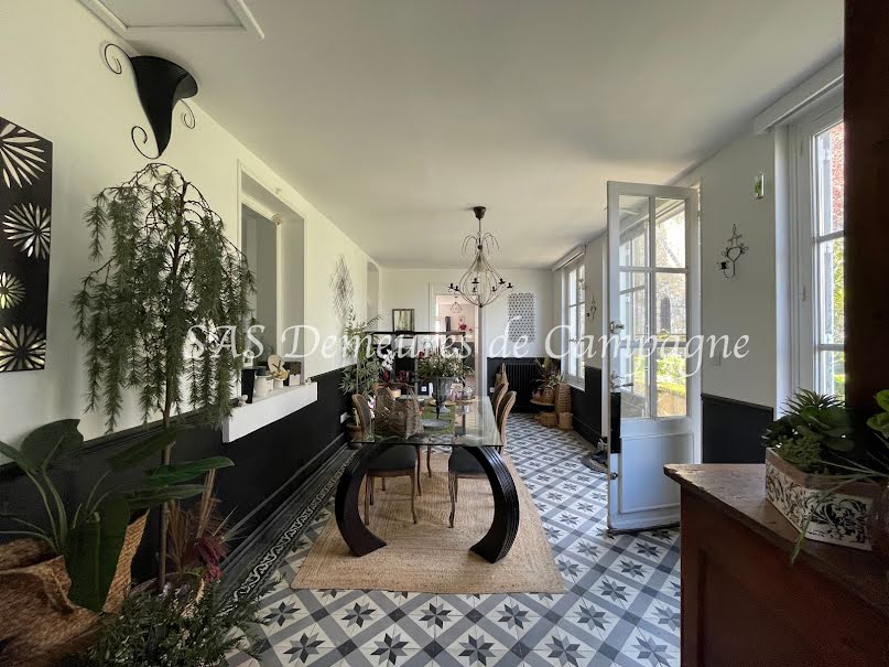 Vente maison 8 pièces 400 m² à Les Aix-d'Angillon (18220), 525 000 €