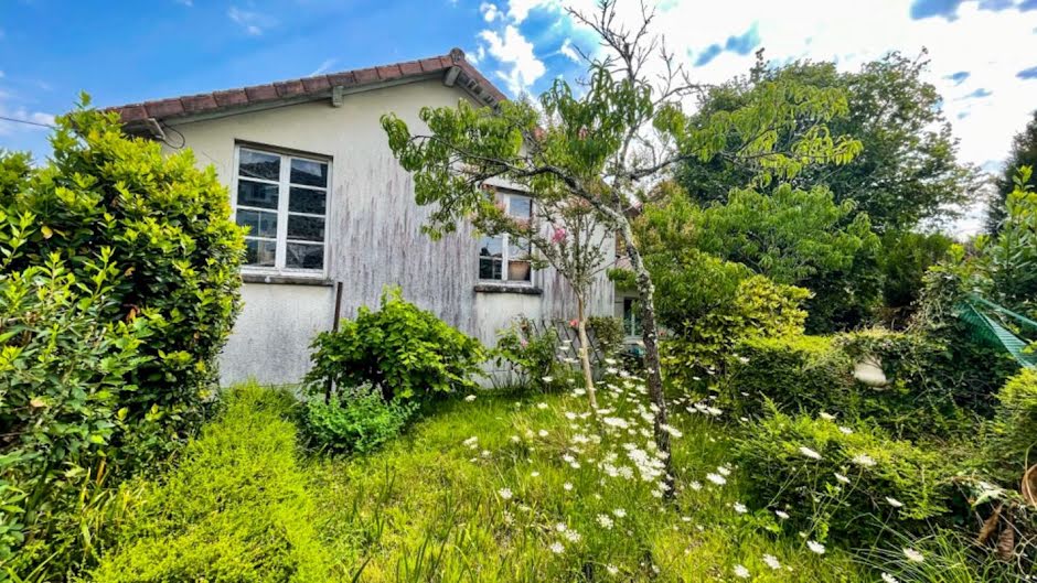 Vente maison 5 pièces 100 m² à Chassenon (16150), 72 000 €