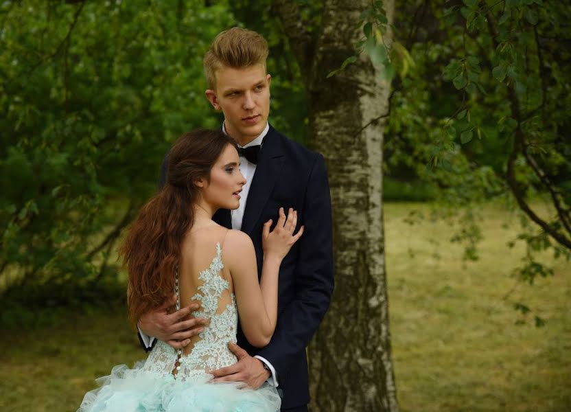 Fotógrafo de casamento Stefan Warakomski (warakomski). Foto de 24 de fevereiro 2020