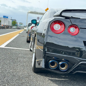 NISSAN GT-R R35