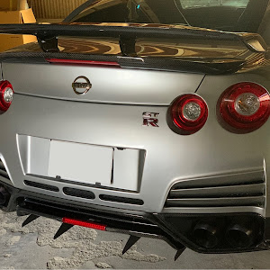 NISSAN GT-R R35