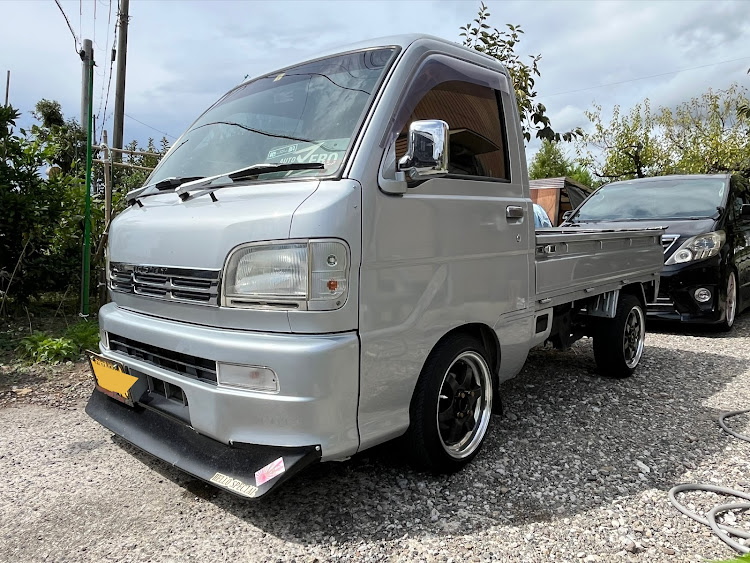 ハイゼットトラックのDIY・不正改造車取締月間・9月もよろしくお願いします。・残暑厳しい・ホイール交換に関するカスタム事例の投稿画像2枚目