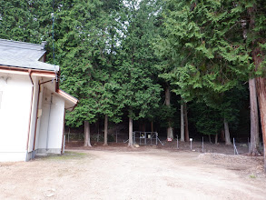 駐車場から登山口を見る