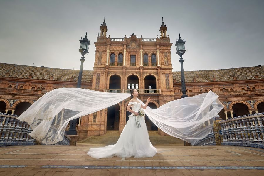 Wedding photographer Kelmi Bilbao (kelmibilbao). Photo of 19 December 2019