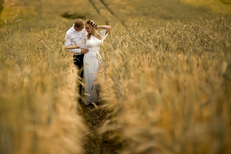 Fotógrafo de bodas Wojtek Hnat (wojtekhnat). Foto del 27 de abril 2020