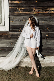 Wedding photographer Olga Baryshnikova (baroln). Photo of 28 November 2023