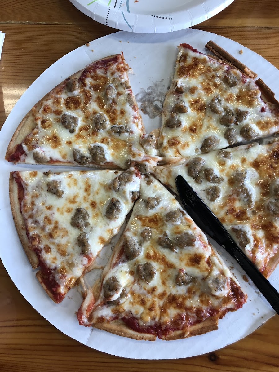 Gluten-Free Pizza at Country Dairy