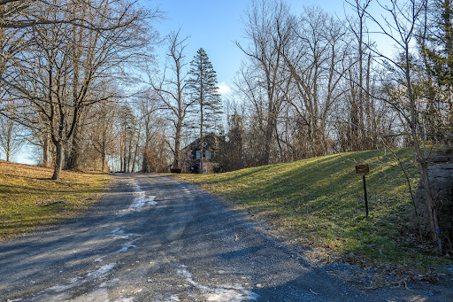 Buy this luxury property in New Baltimore (United States) - Driveway leading to a secluded house