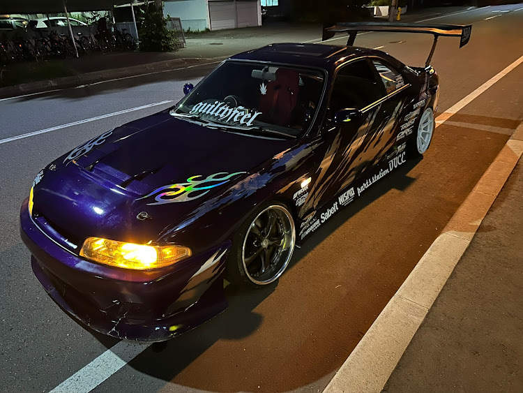 スカイラインのスカイライン・ドリフト・ドリ車・R33・バイナルに関するカスタム事例の投稿画像1枚目
