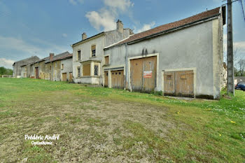 maison à Escombres-et-le-Chesnois (08)