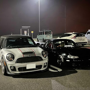 ミニ ハッチバック JCW