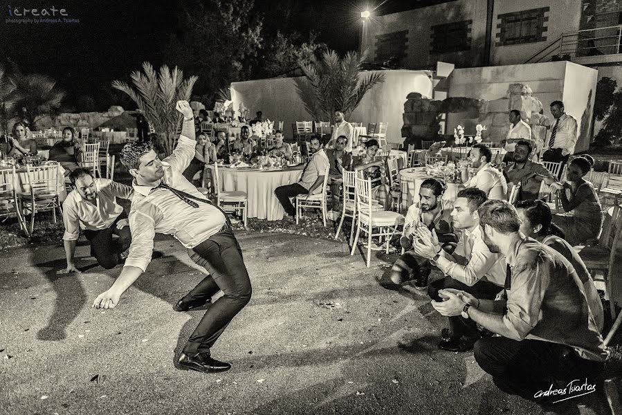 Fotografo di matrimoni Andreas Tsiartas (atsiartas). Foto del 5 settembre 2014