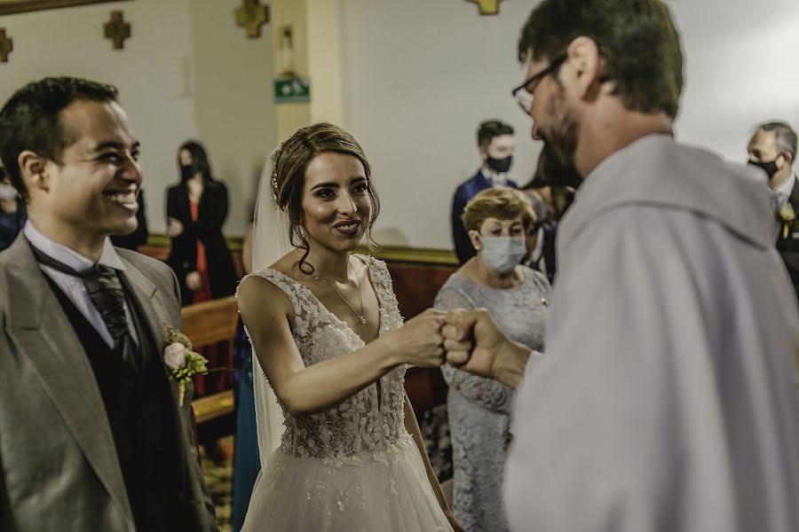 Fotografo di matrimoni Santiago Ospina (santiagoospina). Foto del 26 aprile 2021