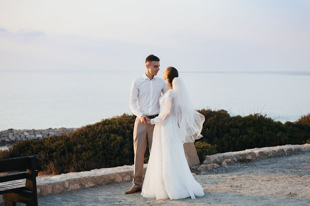 Fotografo di matrimoni Tina Yalova (tinayalovaphoto). Foto del 19 ottobre 2022