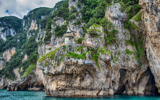 Rocky mountains on the sea screenshot 1