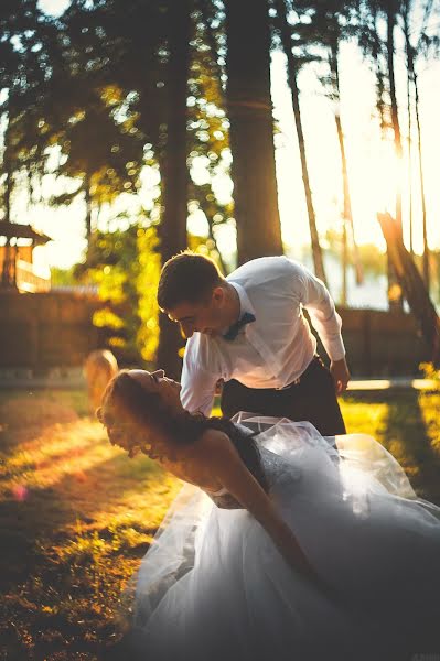 Fotógrafo de casamento Udalit Udalit (deldeldel). Foto de 21 de março 2015