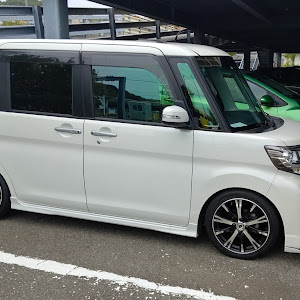 タントカスタム LA600S