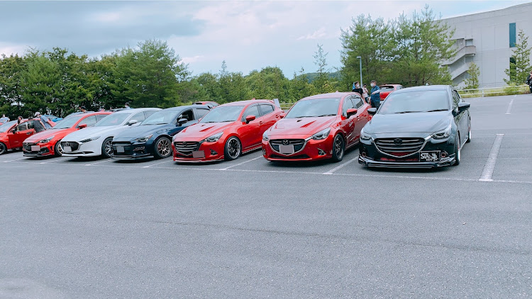 デミオのもてぎオフ会・MAZDA3・元愛車・デミオDJ5FS・オフ会に関するカスタム事例の投稿画像5枚目