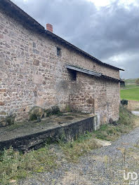 maison à Saint-Laurent-de-Chamousset (69)