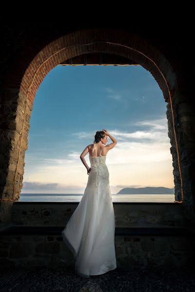 Wedding photographer Bence Pányoki (panyokibence). Photo of 24 October 2017