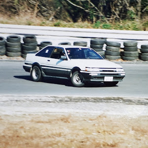 カローラレビン AE86