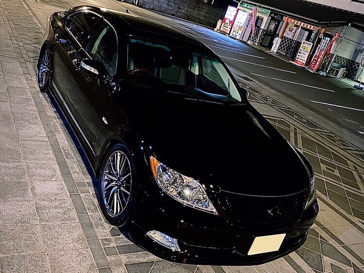 LSのLS460・大分・目指せPickUpCars・ピックアップ一度でも載ってみたいに関するカスタム事例の投稿画像3枚目